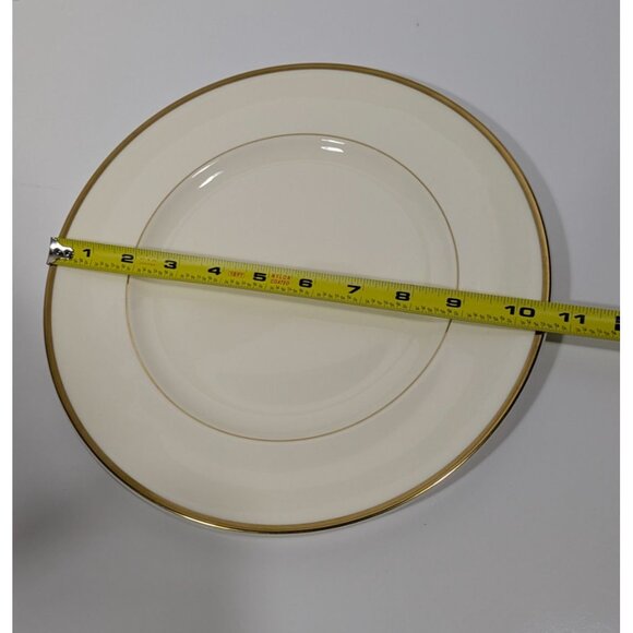 Royal Doulton Romance Collection Heather Dinner Plate Cream Gold Trim Fine China - Picture 2 of 7